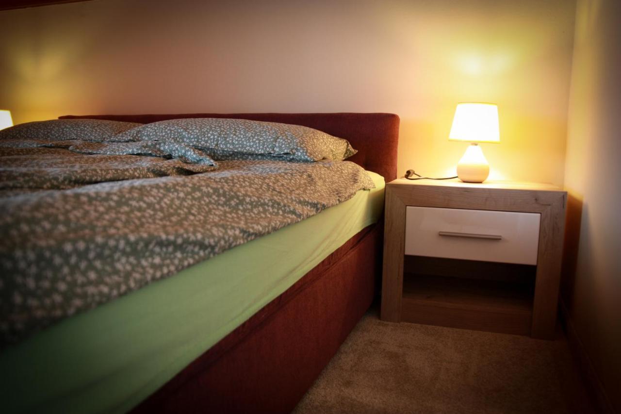Blue Crystal Apartment ซูโบติกา ภายนอก รูปภาพ